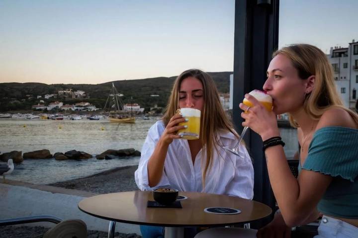 El cóctel ineludible cuando estás en Cadaqués. Foto: Facebook 'Boia'