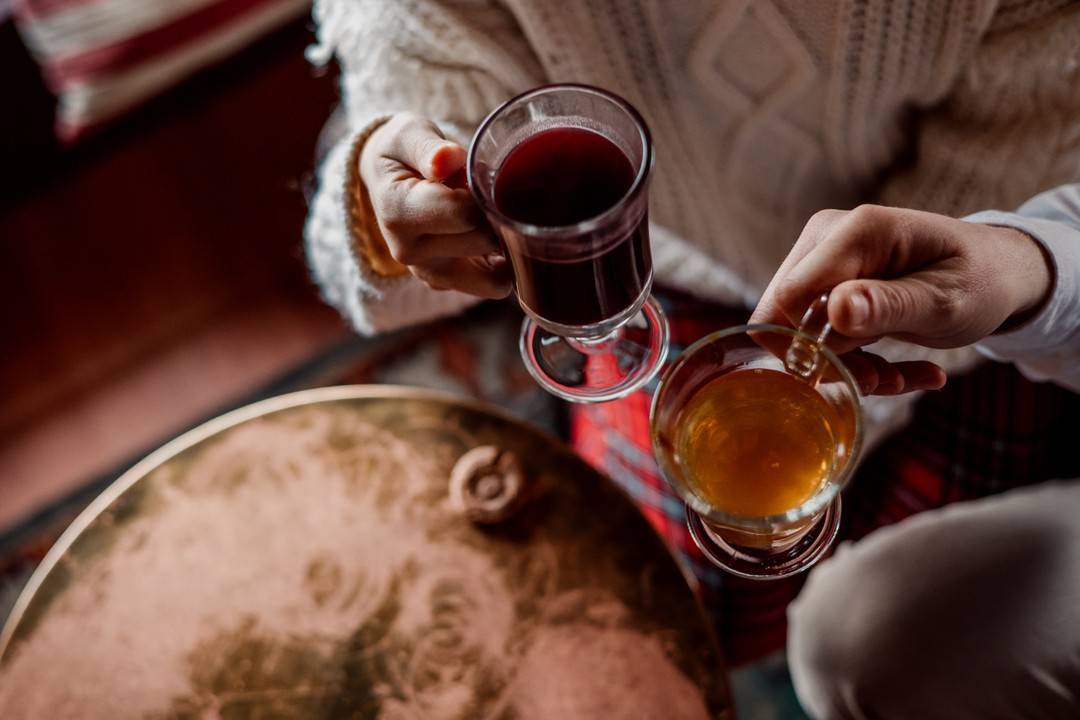 Hay en coctelerías donde también se puede tomar 'mulled wine'. Foto: Facebook 'Varsovia'