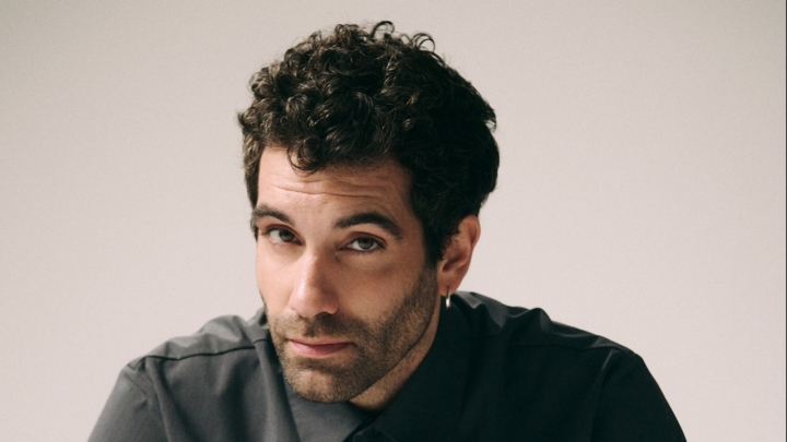 El restaurante de Santiago de Compostela que recomienda el actor Tamar Novas para comer pulpo á feira