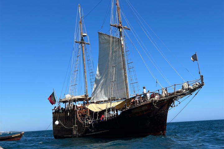 Barco pirata Santa Bernarda
