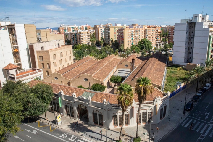 El recinto se encuentra en el valenciano barrio de Marchelenes.