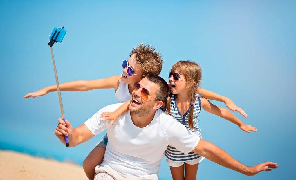 ¿Un selfie en familia? Foto: shutterstock.