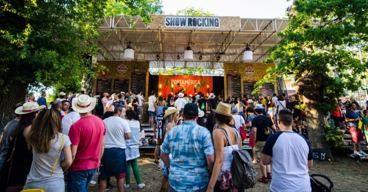 Un momento de la actuación de uno de los artistas en el Festival Portamérica de 2017, en Caldas del Rei, Pontevedra.