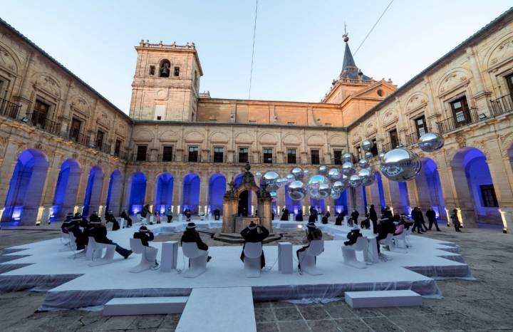 El monasterio ha revivido como un potente núcleo de innovación cultural.