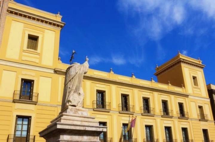 Fachada del Palau de Cervelló (Valencia)