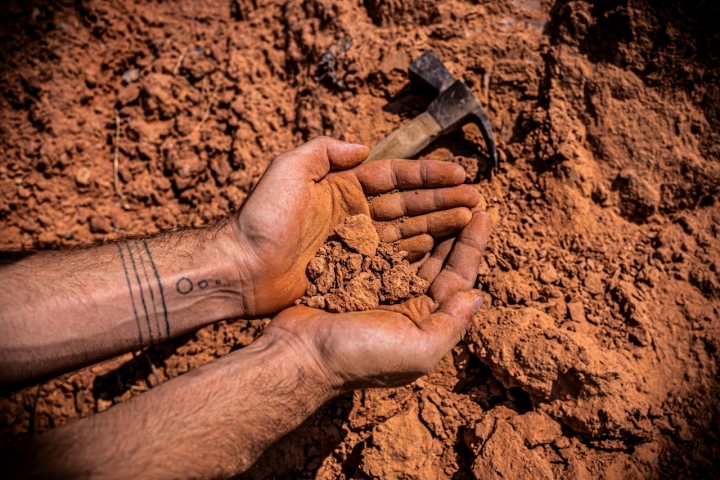 Muchas veces, el trabajo empieza fuera del taller.