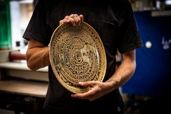 Gres NT de Vicente Diez con arcillas locales.