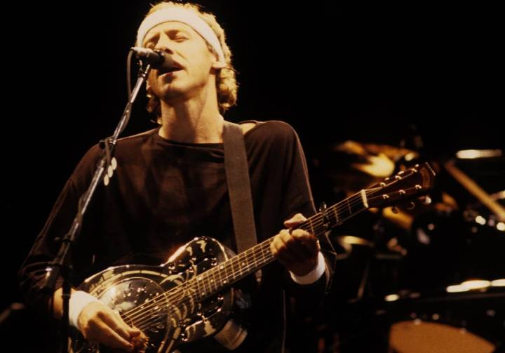 Mark Knopfler, voz y guitarra principal de Dire Straits. Foto: Facebook Dire Straits.