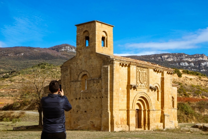 Ermita de Santa María de la Piscina.