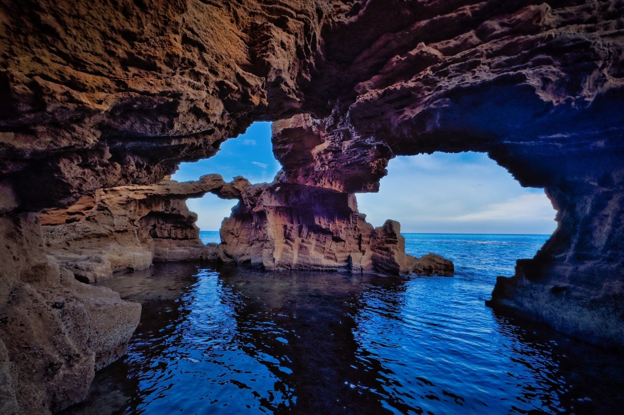 La gruta de aguas cristalinas más deseada de Dénia