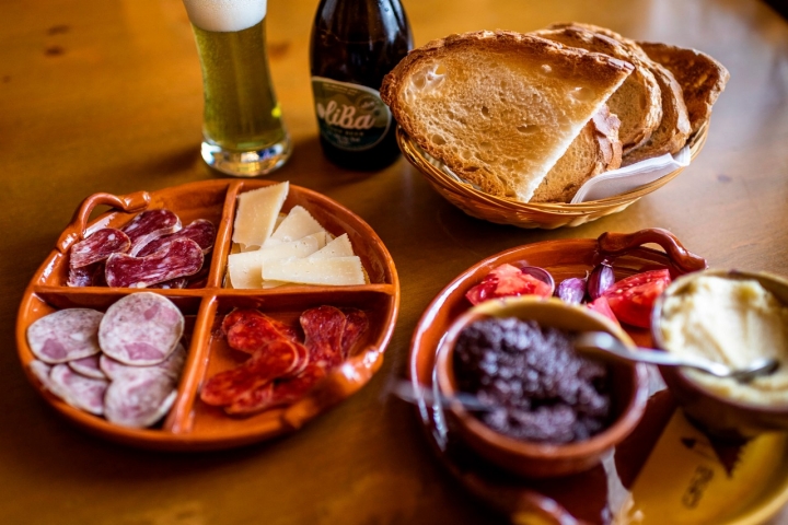 Aperitivos de Casa Roca.