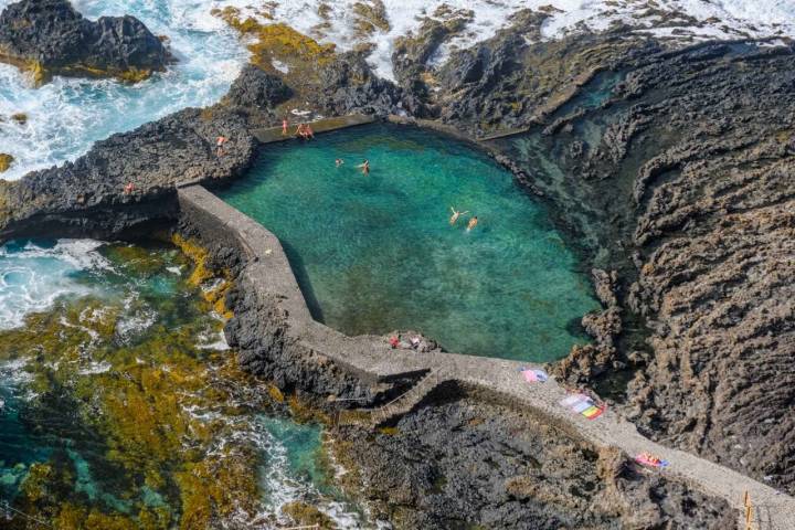 Vista desde lo alto del Pozo de las Calcosas en El Hierro.