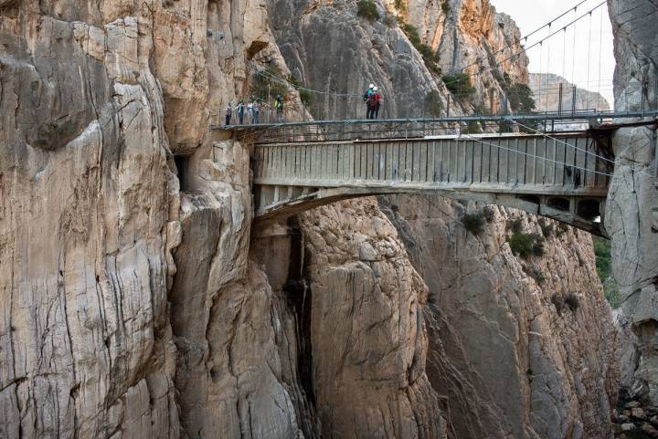 El puente colgante, el aútentico reto.