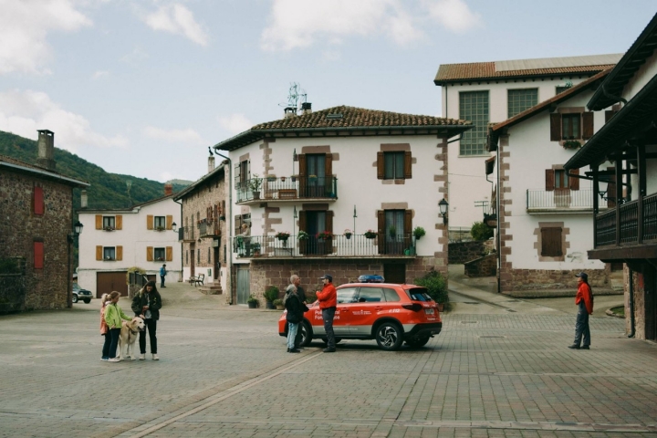 La Caza Irati pueblo La Caza Irati pueblo