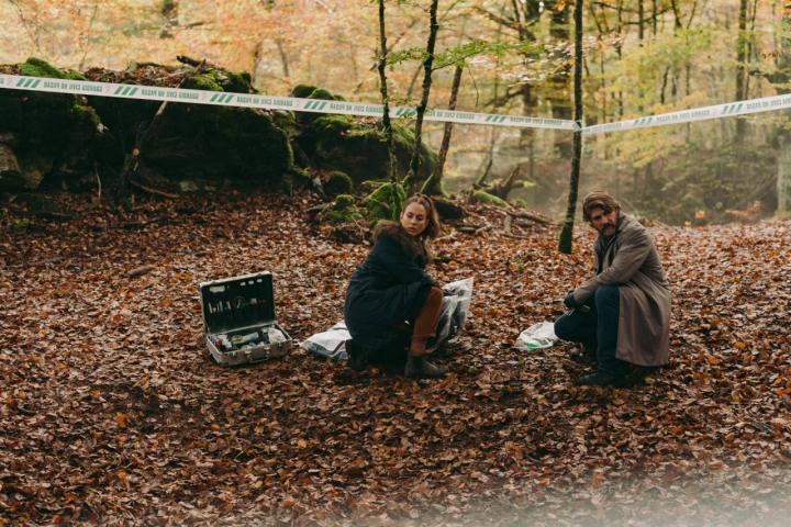 La Caza Irati hojas La Caza Irati hojas