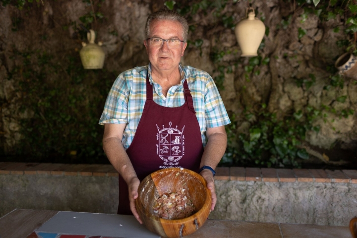 Juan Infante, presidente en La Cofradía El Dornillo.