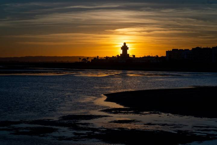 Atardecer desde el Puente de la Gola en Isla Cristina (Huelva)