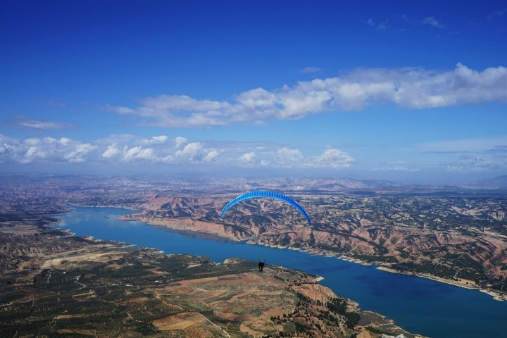 Parapente volando Gorafe