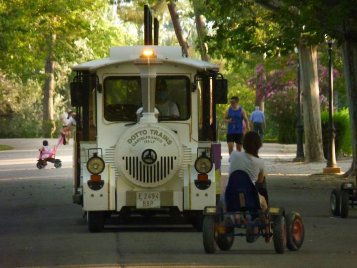 Parques de Zaragoza: Parque Grande (tren chuchú)