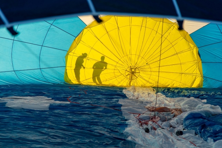 El globo va cogiendo forma.