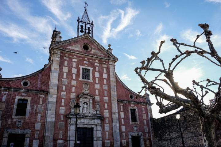 Fachada de la Iglesia de San Juan Bautista.