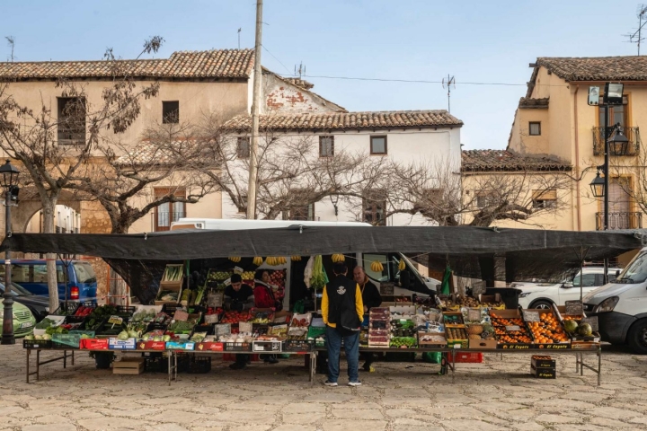 En la plaza de la Hora sigue el mercadillo los miércoles.