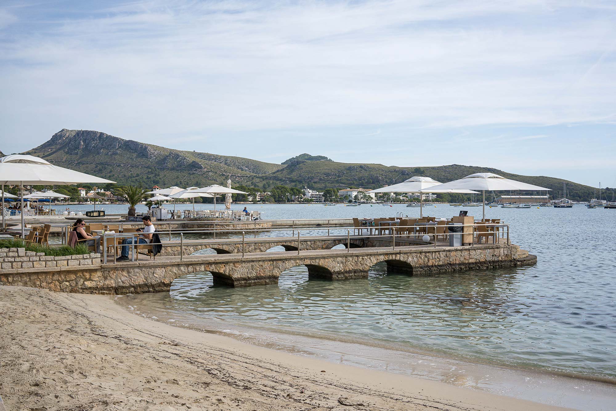 Un recorrido isleño entre calas y castillos