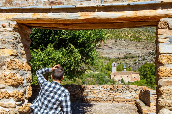 Pueblos abandonados e icnitas ribera Cidacos arco Pueblos abandonados e icnitas ribera Cidacos arco