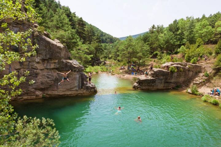 pozas de agua en Luesia