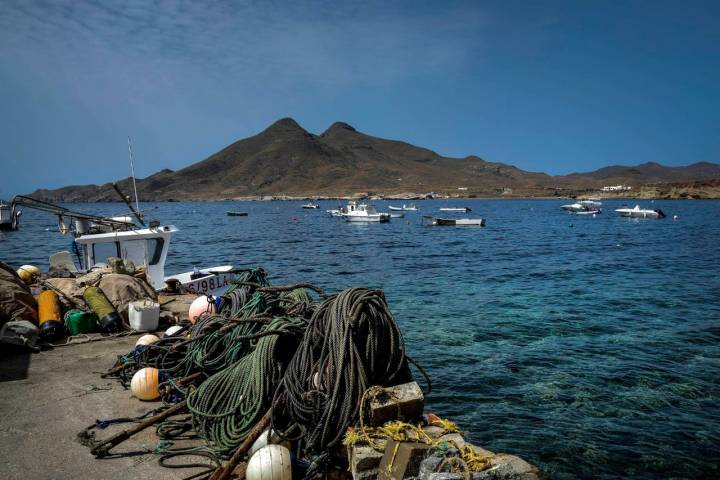 El origen marinero de la Isleta del Moro sigue presente.