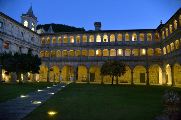 Ruta por el Cañón Mao (Ribeira Sacra): Parador de Santo Estevo