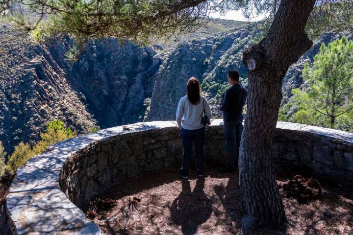 En el Mirador del Chorro de los Ángeles.