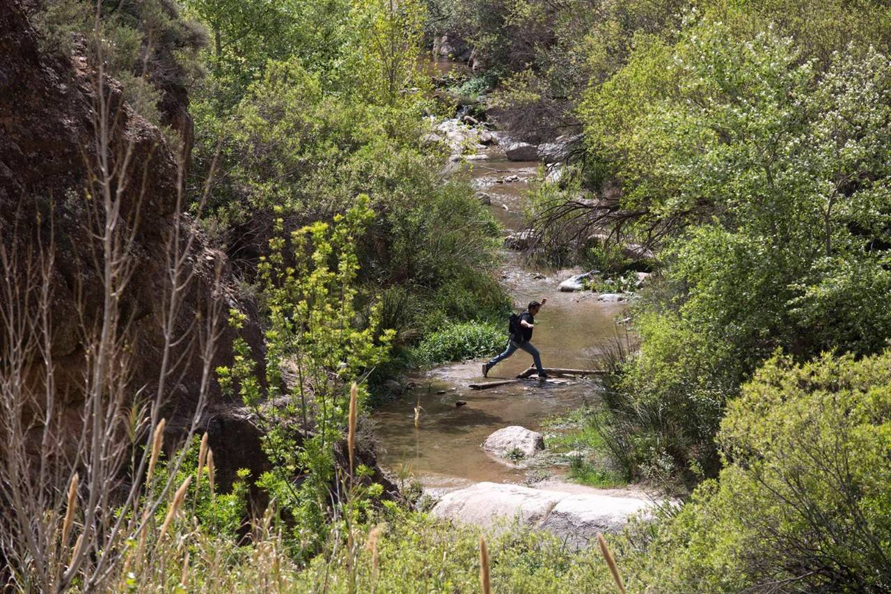 Las pozas y caños del Andarax dibujan un recorrido divertido por la Alpujarra almeriense.