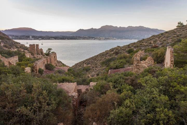 Ruinas faro L'Albir