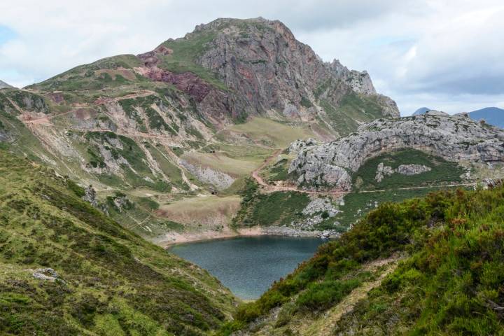 Ruta Lagos Saliencia lago de la cueva