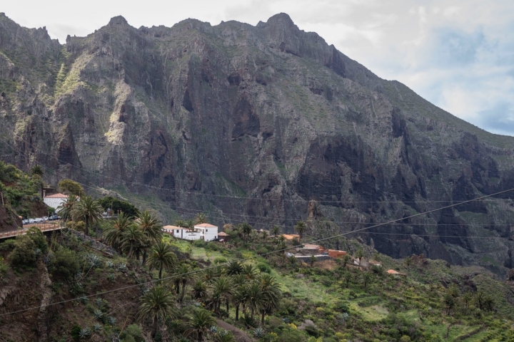 Caseríos en la Ruta por Masca (noroeste de Tenerife)