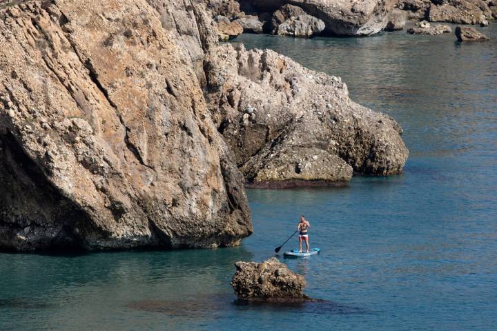 Ruta por Nerja paddle surf