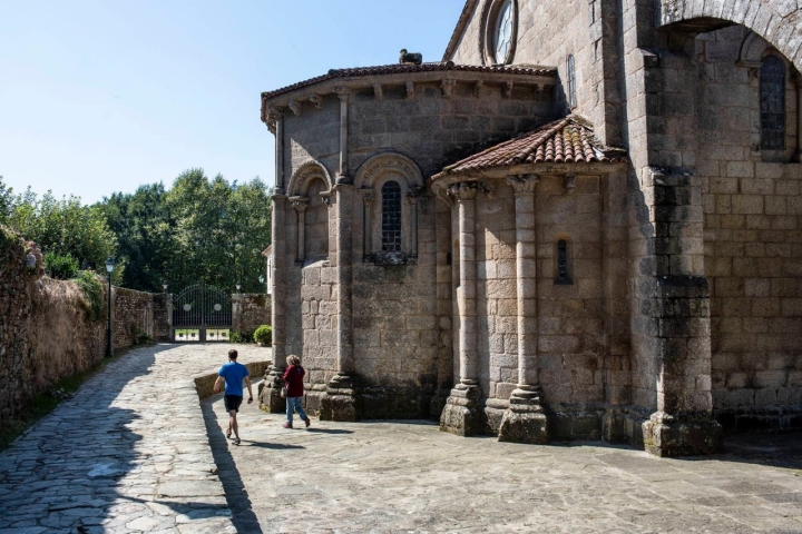 Santa María del Roo, en las afueras de Santiago.