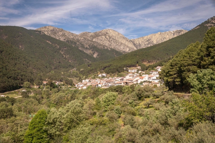 pueblo de Guisando