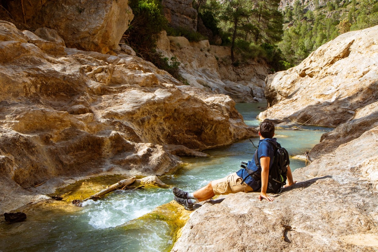 Ruta por Letur descanso en río