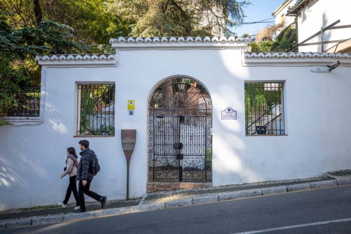 fachada carmen de la victoria granada