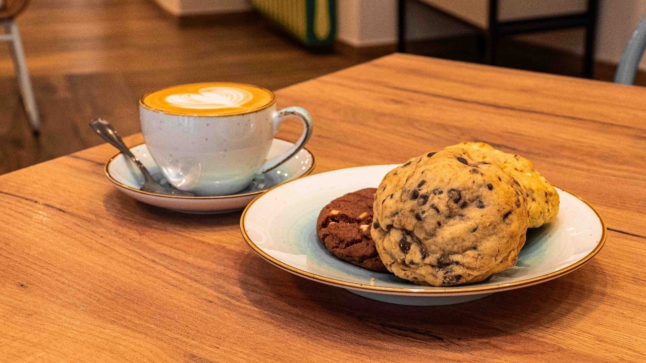Tomeguín & Colibrí Specialty Coffee Shop