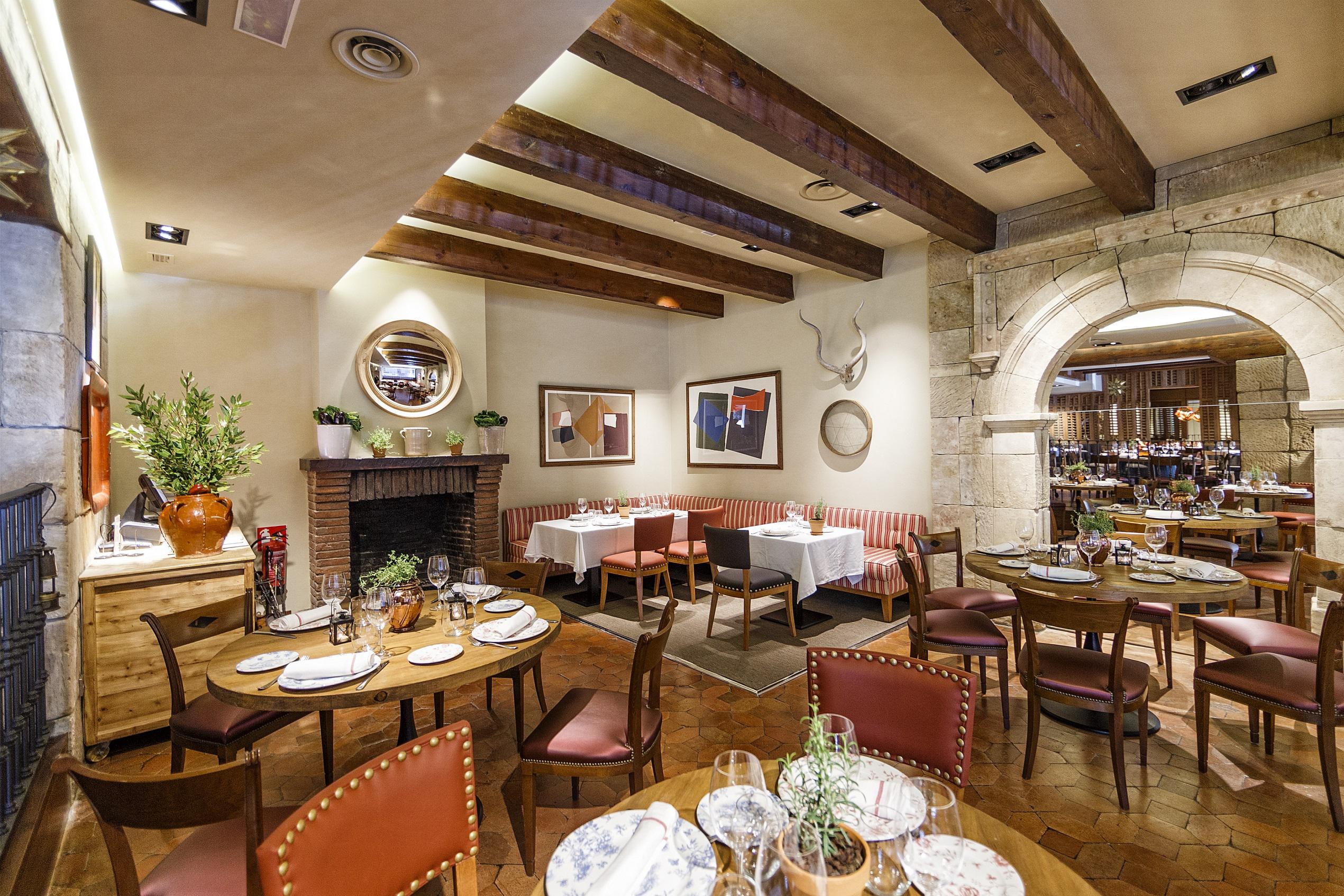 Casa Mando Casa Mando