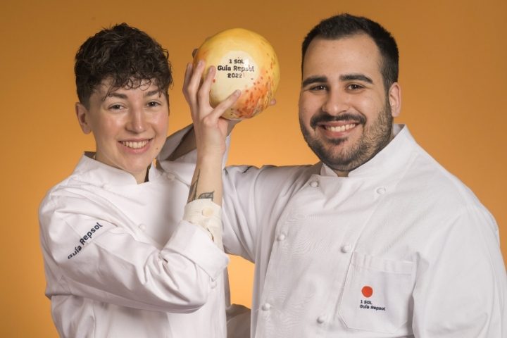 Alejandro Paz y Olga García, con el Sol recibido por primera vez en 2022