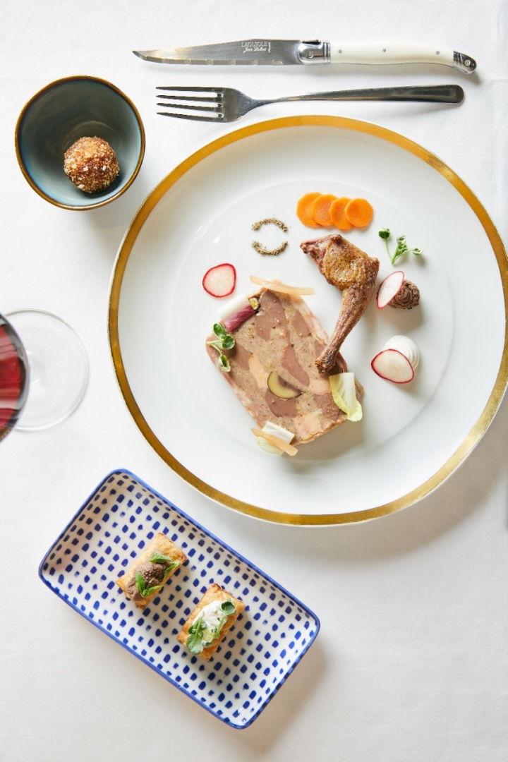 Olivos Comida y Vinos