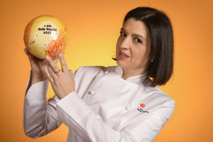 María José Calabria, con el Sol recibido por primera vez en 2022 María José Calabria, con el Sol recibido por primera vez en 2022